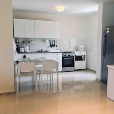 2 Bdr Nitza Appartment With Balkony Нетания Экстерьер фото